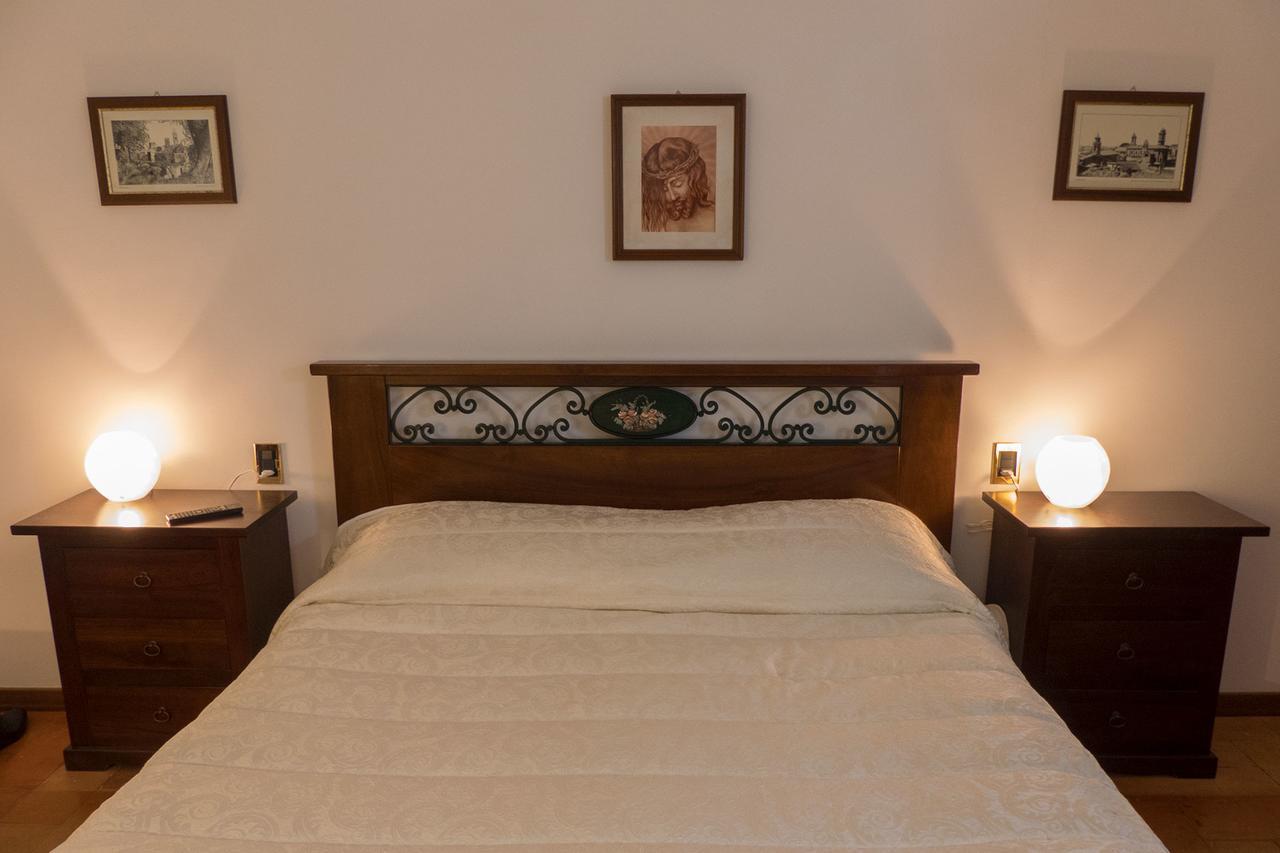 Villa Montotto Monterubbiano 外观 照片
