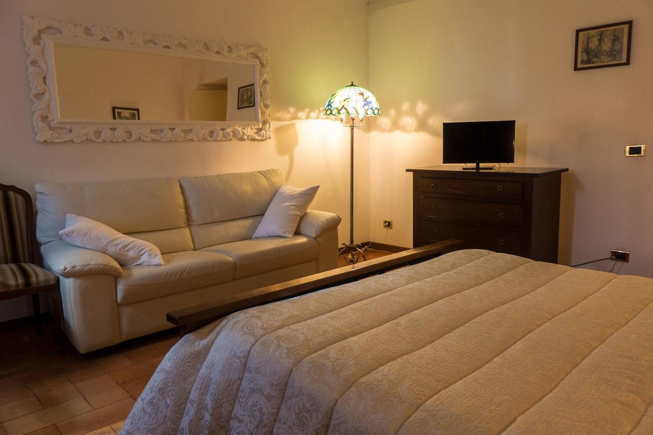 Villa Montotto Monterubbiano 外观 照片
